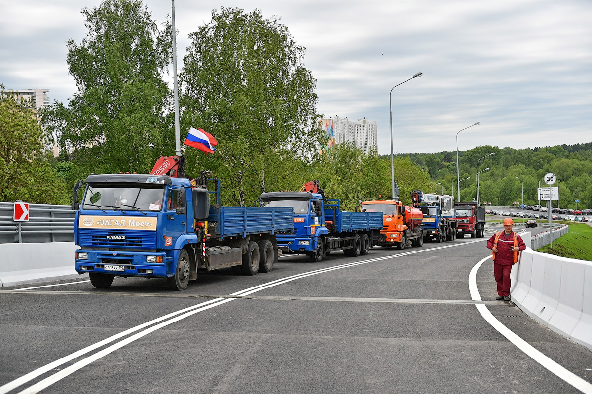 Открыта эстакада в Переделкине через железную дорогу 