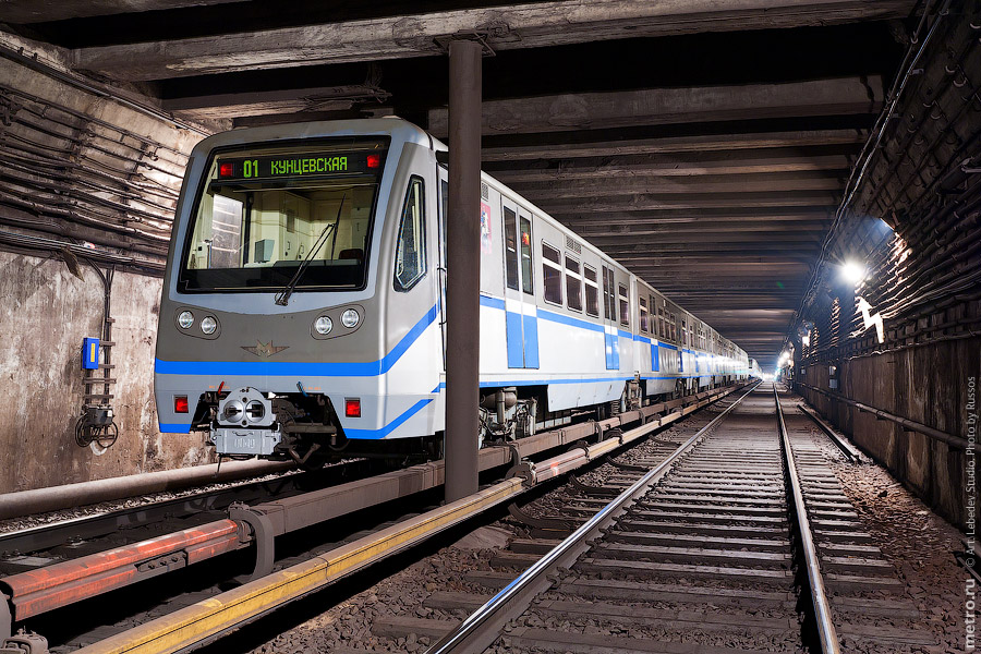 Станция «Арбатская» Филевской линии. Тоннельные окрестности. (c) www.metro.ru, Russos, 2010