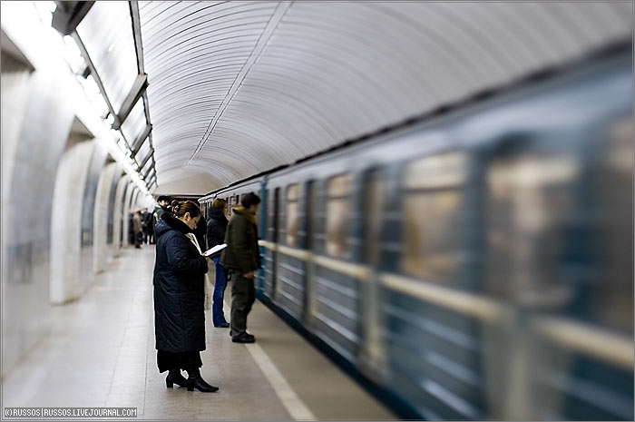 (c) www.metro.ru, Russos, 2007