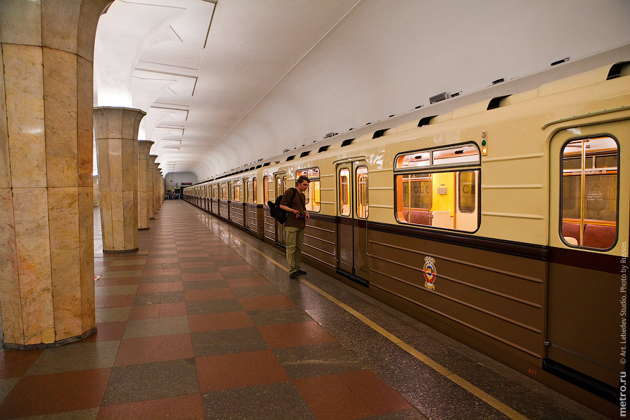 Спуск (c) www.metro.ru, Russos, 2010