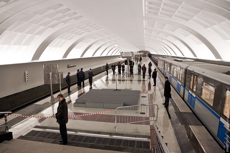 Митинский участок, пуск (c) www.metro.ru, Russos, 2009