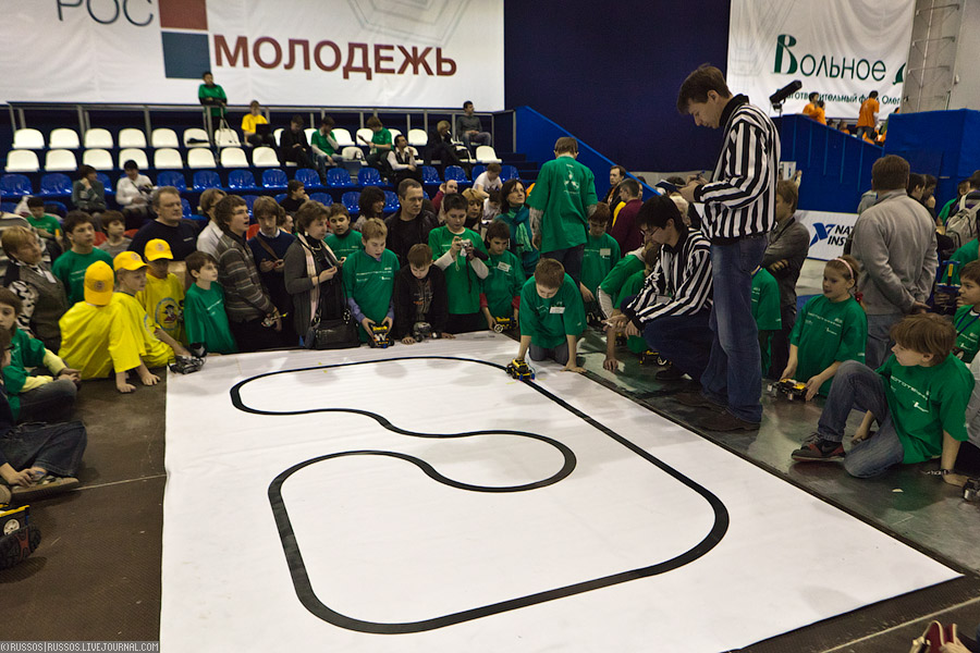 Роботехника-2011 (c) Russos, 2010