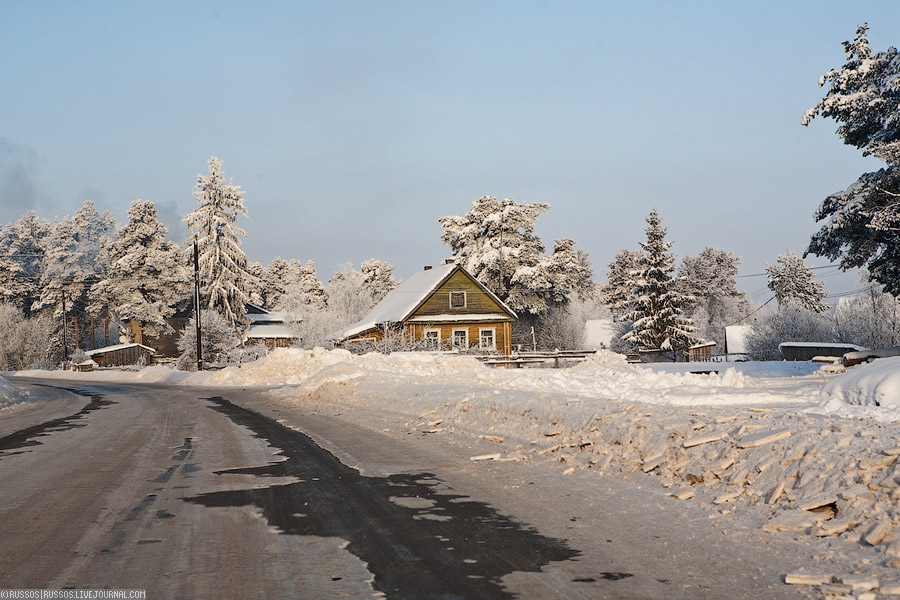 Маяк, который мы так и не посмотрели (c) Russos, 2010