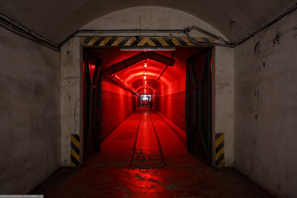 Российская подземная база подводных лодок в Балаклаве 