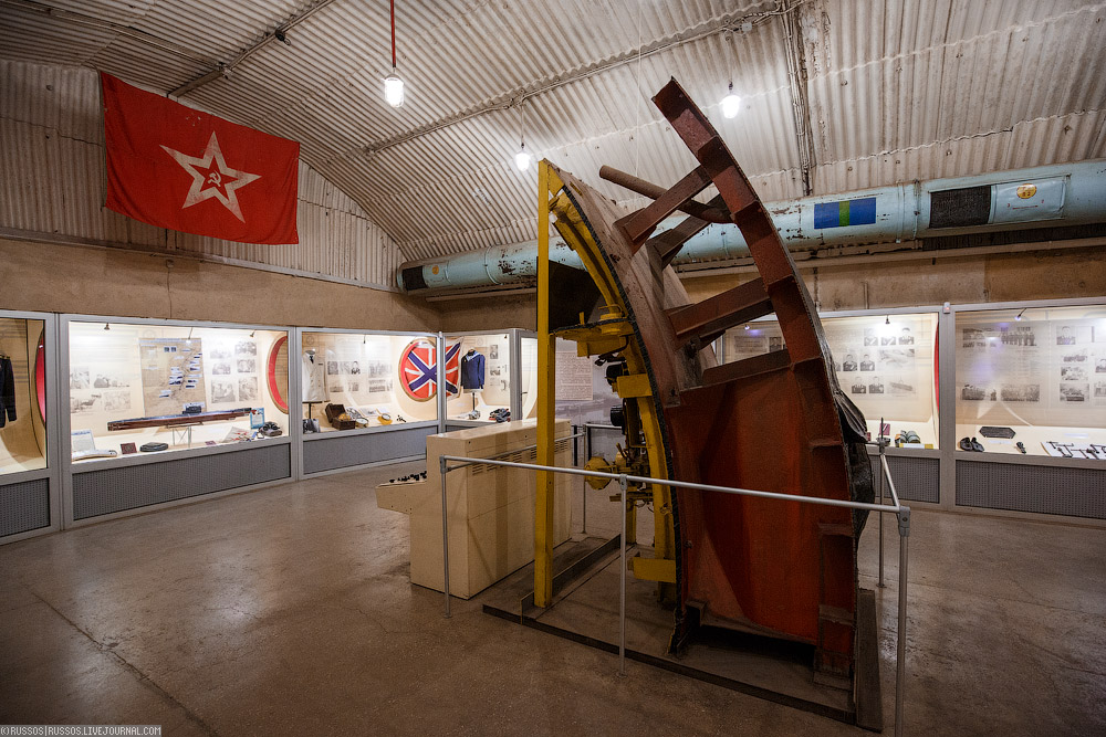 Российская подземная база подводных лодок в Балаклаве 