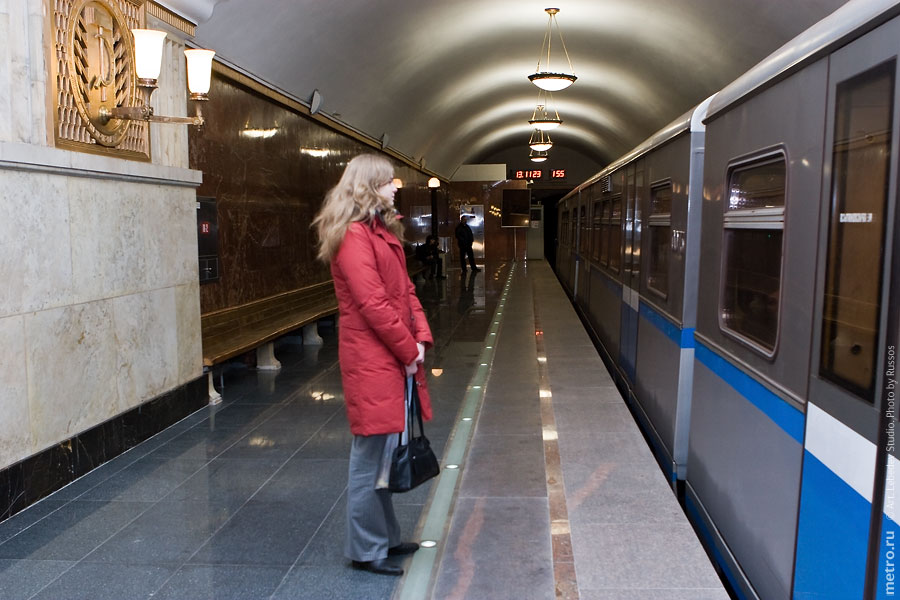 (c) www.metro.ru, Russos, 2008