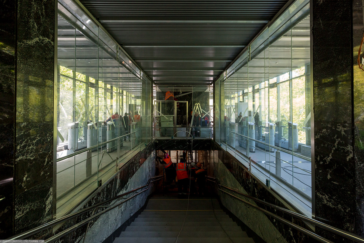 Станция метро фили